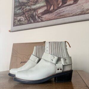 PS Kaufman Offroad Ankle Harness Boots – Bone (Size 9)